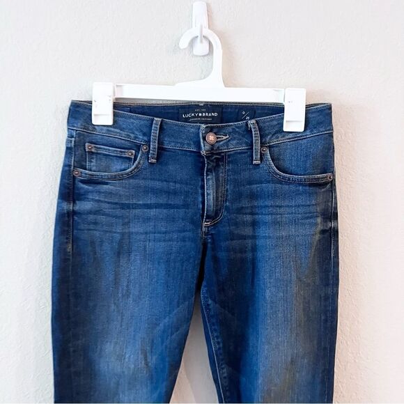 Lucky Brand Jeans Womens Medium Wash Lolita Crop Stretch Blue Denim Size 0/25 - Picture 2 of 7